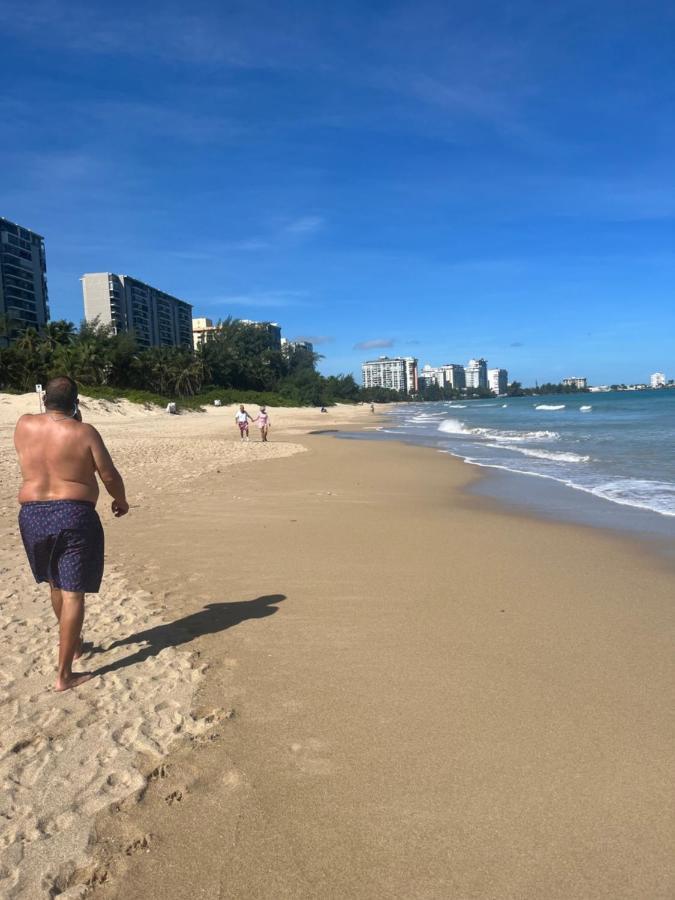 Isla Verde Frente A La Playa Y Piscina, Centrico Y Accesible San Juan Buitenkant foto